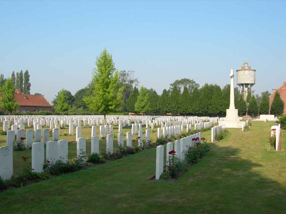 Menin Road South Military Cemetery