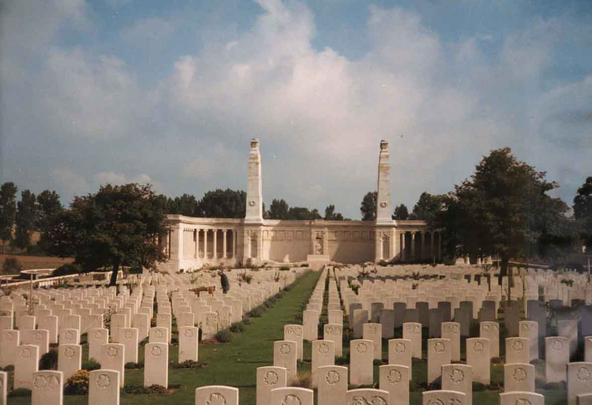 Vis-en-Artois British Cemetery